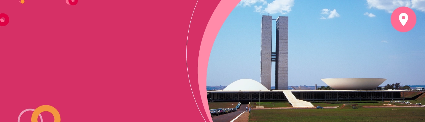 <h3><strong>Internet fibra, streaming e <br/>plano de celular em </strong></h3>